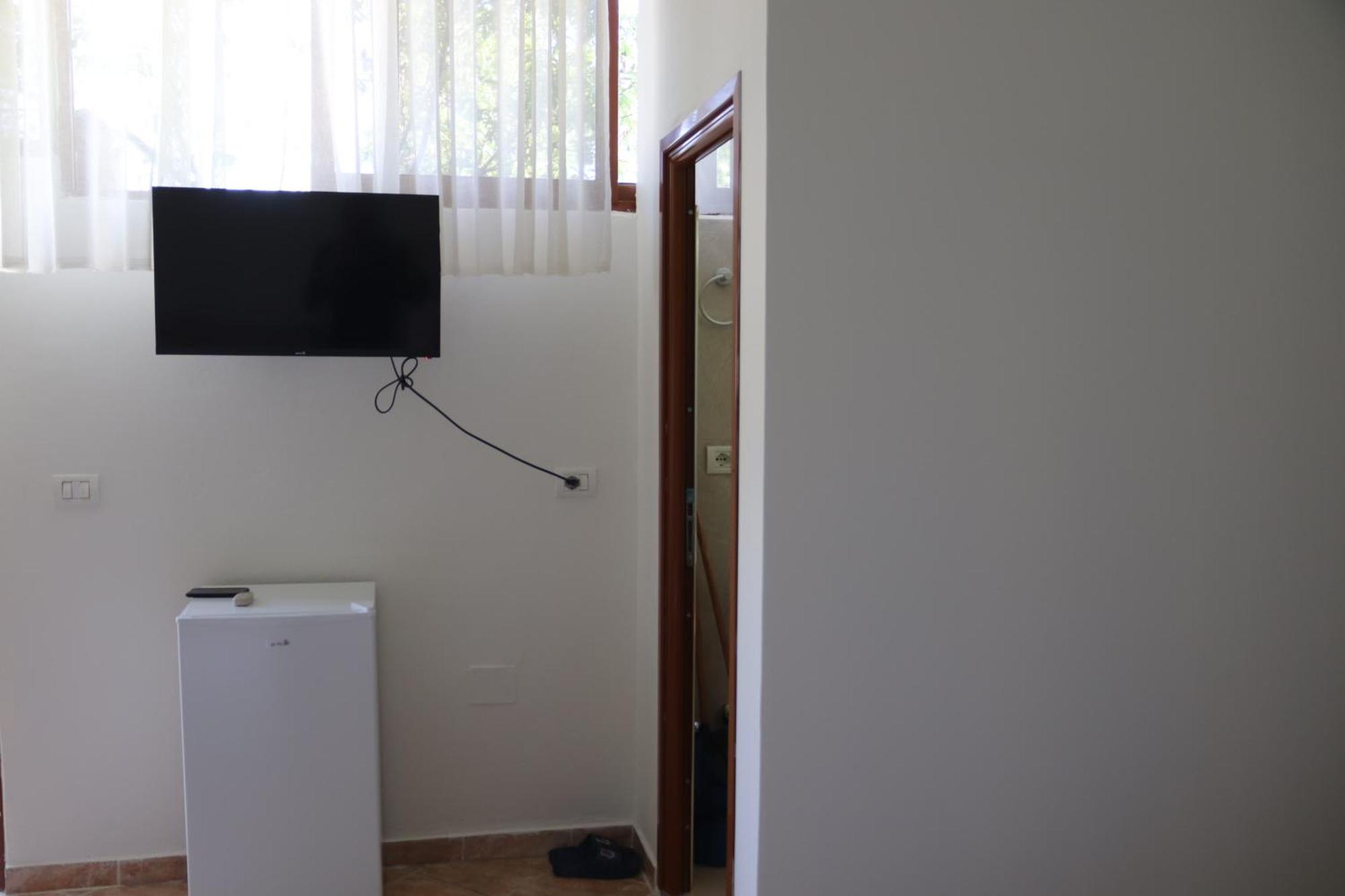 Guesthouse Seli Berat Exterior foto